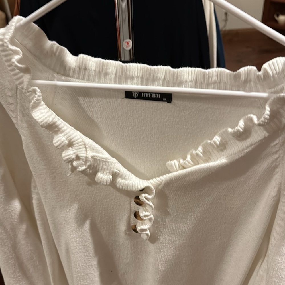 Sweater - Picture 2 of 3